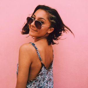 Meet your Posher, Laura